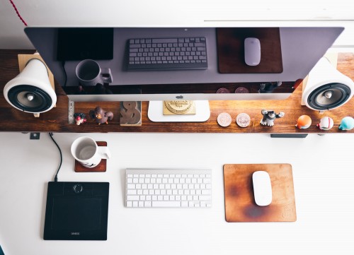 An organized office desk that's clean and decluttered