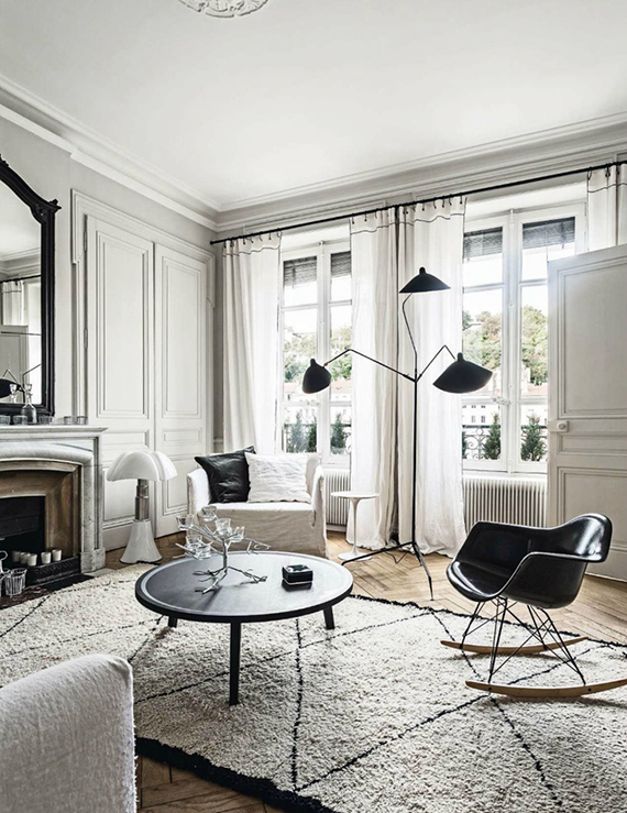 living-room-with-large-windows-white-decor