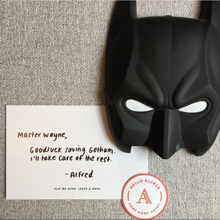 bruce-wayne-batman-mask-hello-alfred-