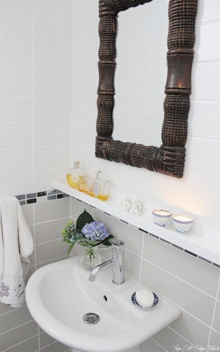 easy bathroom storage