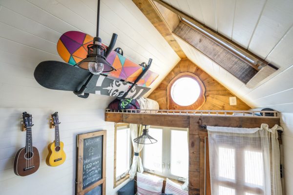 wall-snowboard-rack-tiny-house