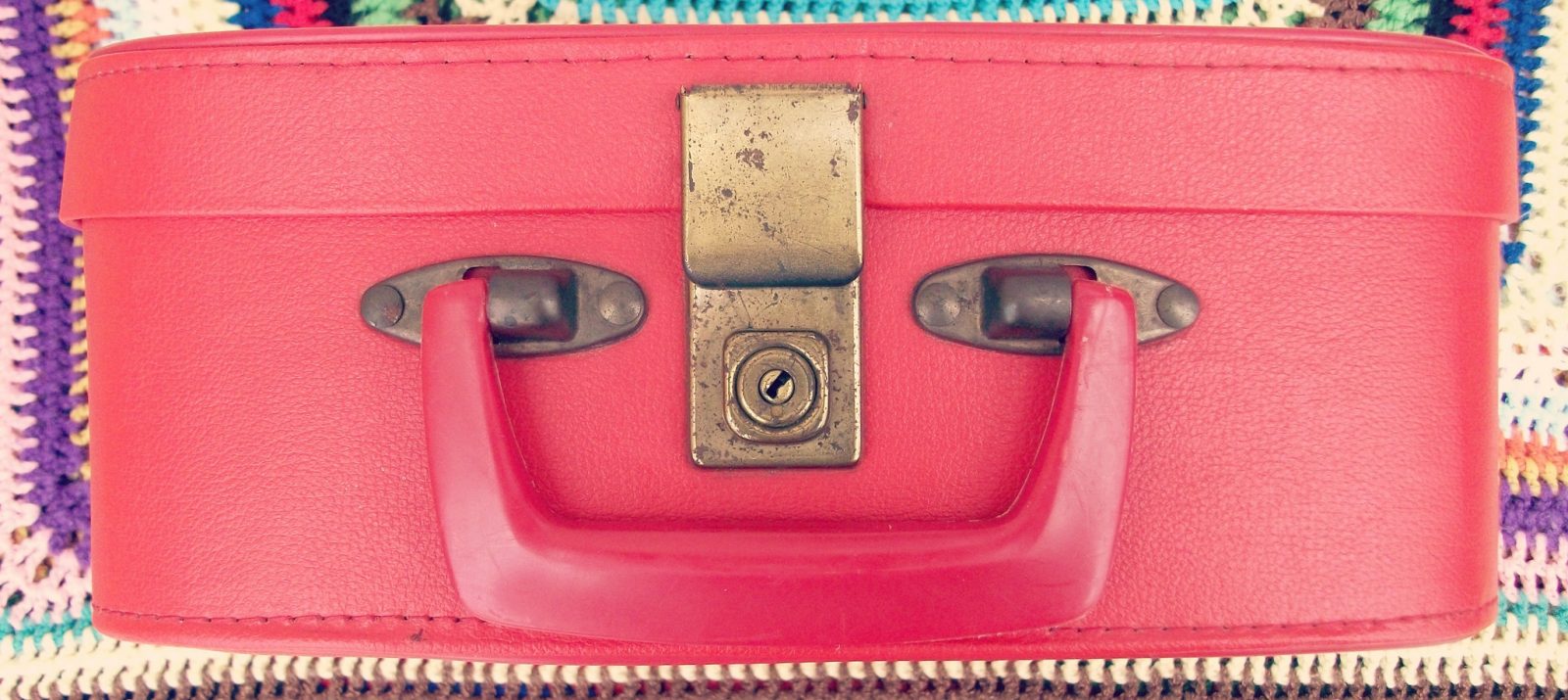 Handbag Storage Idea: Protect Your Bags, But Keep Them Visible