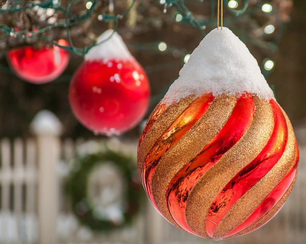 red and gold christmas ornaments