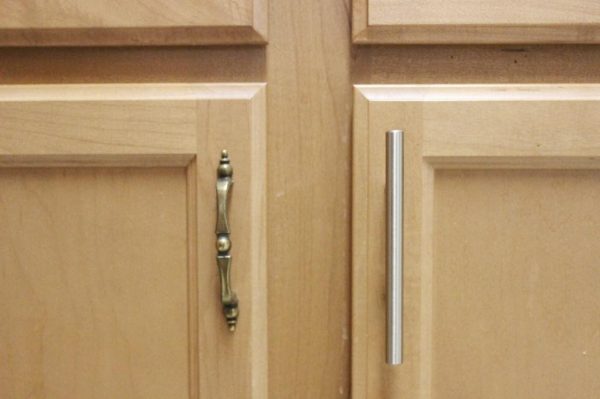 upgrade kitchen cabinet handles