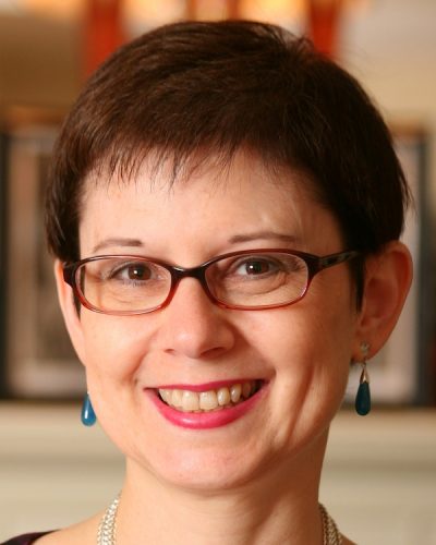 A headshot of Sharon Lowenheim of Organizing Goddess