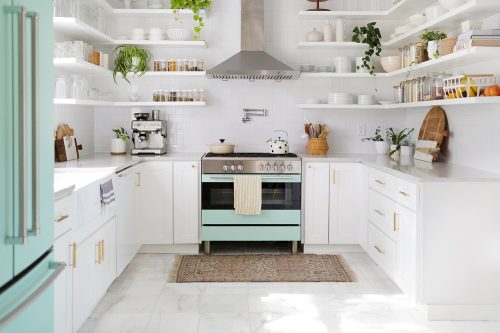 A clean airy kitchen with houseplants