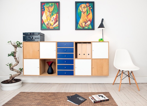 <img src="organized-house.jpg" alt="organized house">