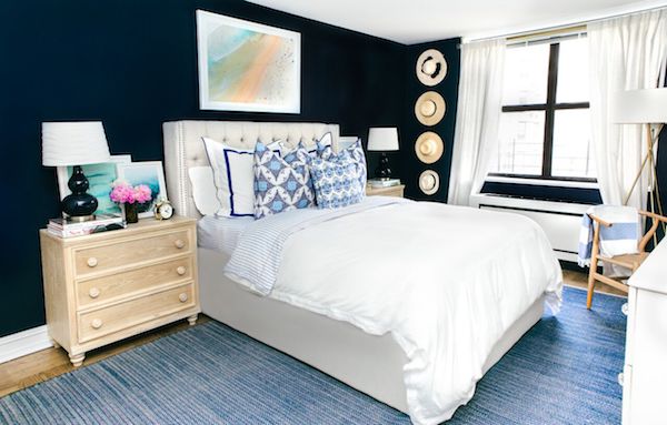 blue bedroom walls rug