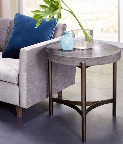 end-table-with-concrete-top
