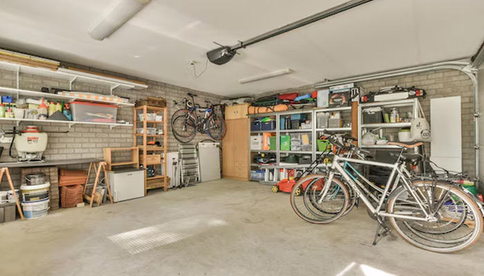 well maintained garage of a house